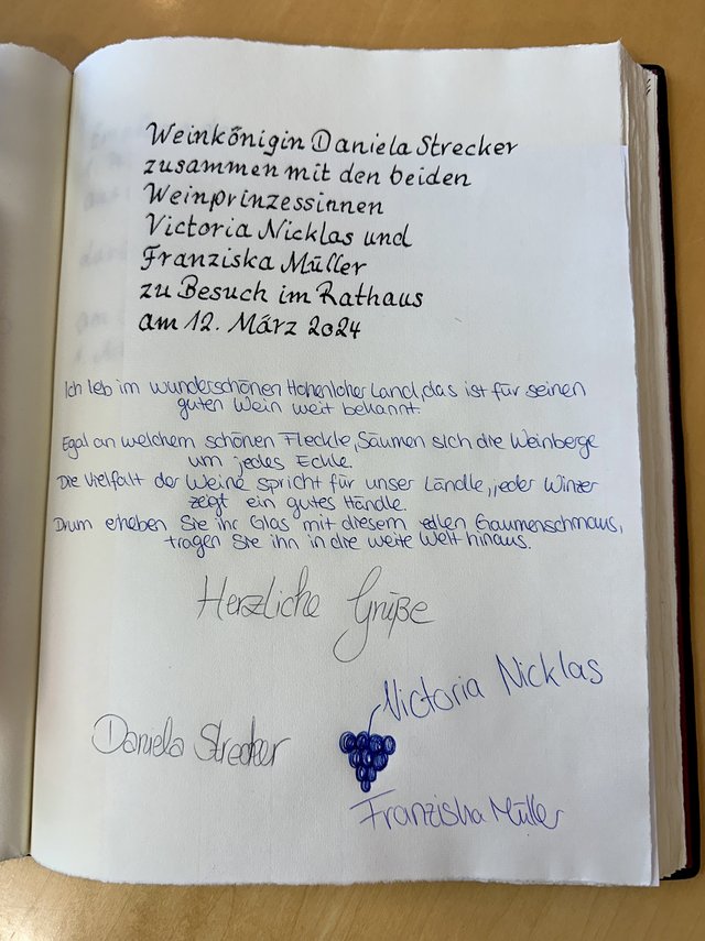 Eintrag in das goldene Buch der Gemeinde Bretzfeld- Spruch der Weinhoheiten